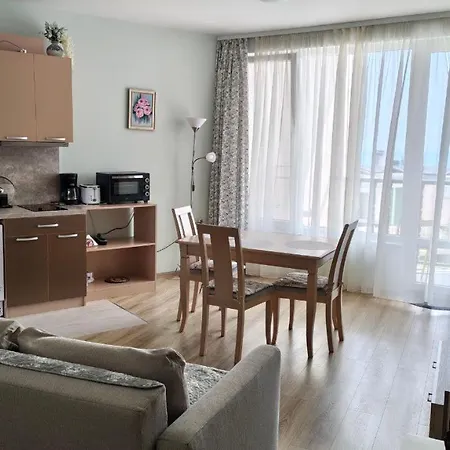 Sunny 1 Apartman *